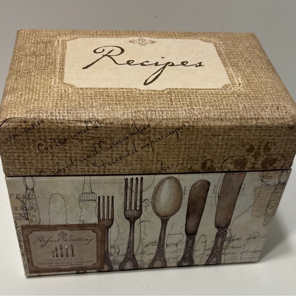 Susan Winget Cream&Tan Recipe Box MWOT No Tag New Fringed